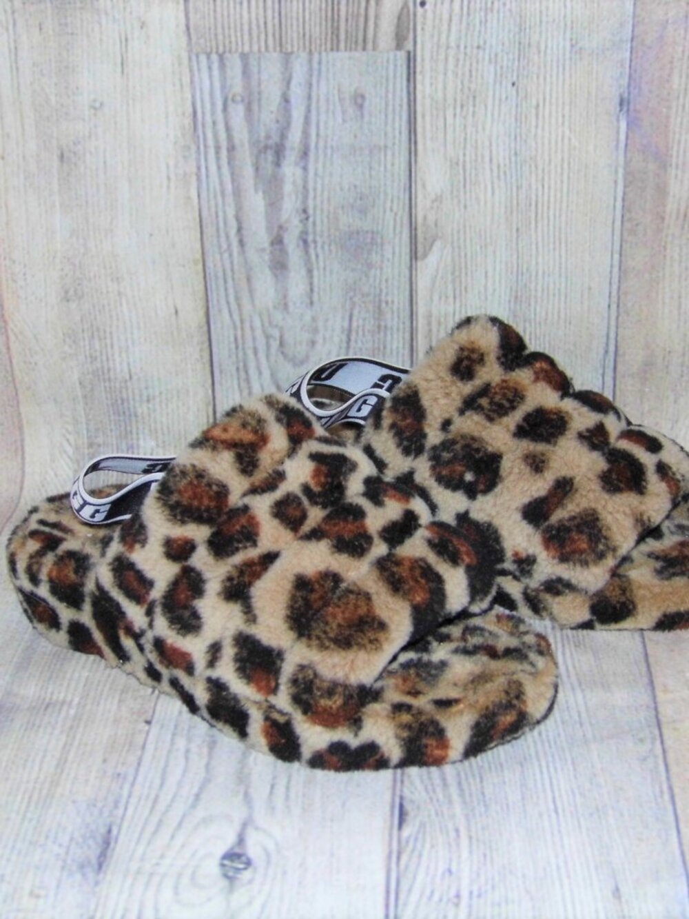 UGG Fluff Yeah Leopard Slide Slippers Womens Size 8